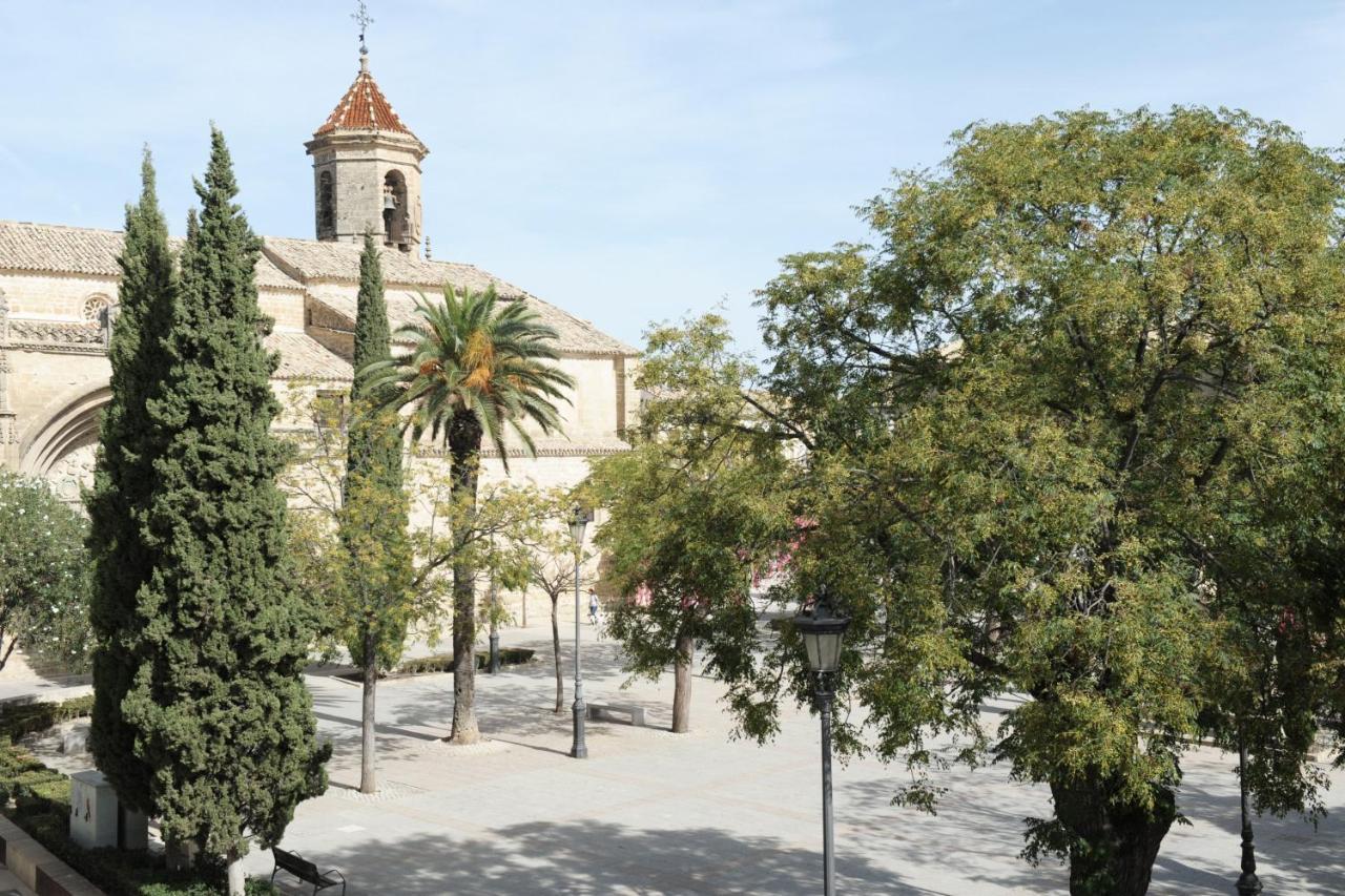 Vivienda Turistica Yamaries Hotel Ubeda  Exterior photo