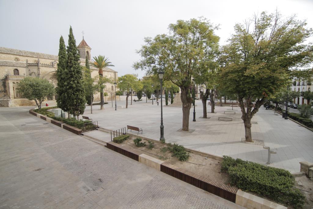 Vivienda Turistica Yamaries Hotel Ubeda  Exterior photo